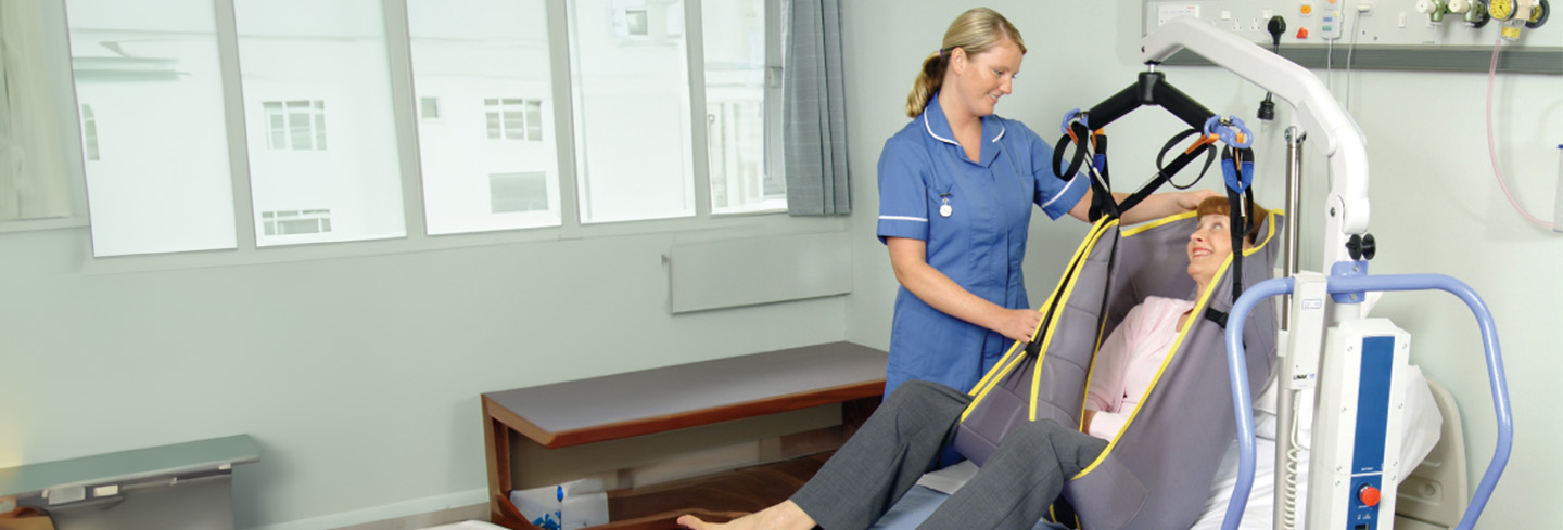 A guide to using hoists in care homes featured image